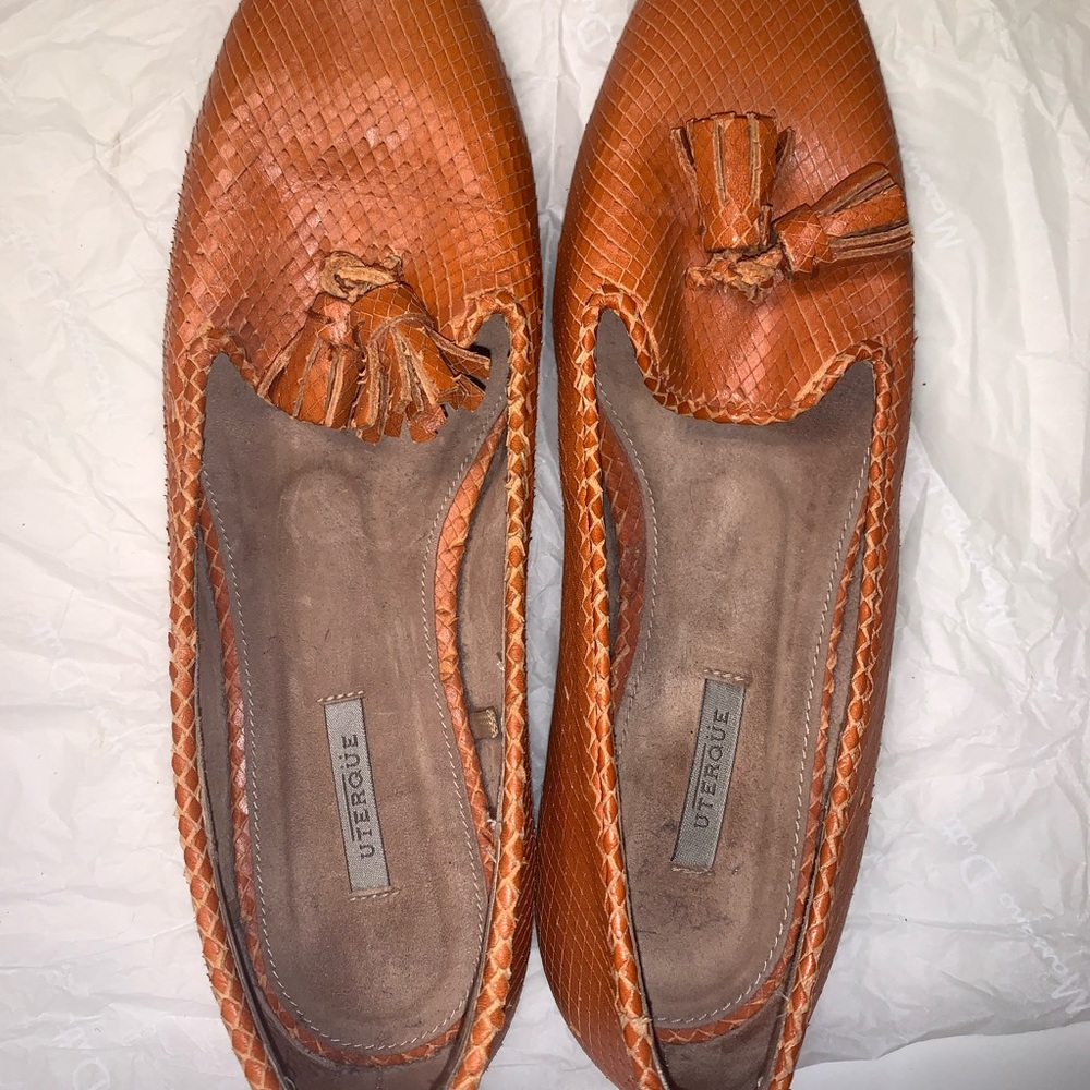 Uterque Orange Flats